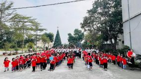 HOẠT ĐỘNG TRẢI NGHIỆM CỦA CÁC BÉ TRƯỜNG MẦM NON DÂN HÒA THĂM QUAN NHÀ THỜ GIÁO  SỨ CANH HOẠCH, TIÊN LỮ