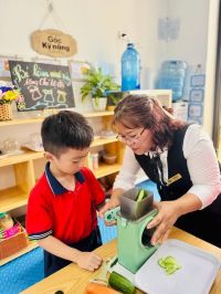 NHỮNG HÌNH ẢNH ĐẸP KIỂM TỔ CHƯC HOẠT ĐỘNG KIỂM TRA VIỆC THỰC HIỆN NHIỆM VỤ CHUYÊN MÔN CỦA GIÁO VIÊN