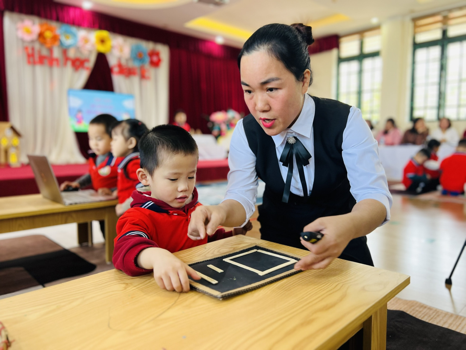 z7410069801283 196d86f30151c976f50d1c45a58f96b3