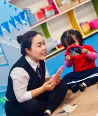 ALBUM SINH HOẠT CHUYÊN ĐỀ LĨNH VỰC PTTC - KNXH ĐỀ TÀI: " DẠY TRẺ KỸ NĂNG AN TOÀN KHI NGỒI XE MÁY" GV: NG.T. HẠNH, N.T. ĐÀO LVPT NHẬN THỨC ĐỀ TÀI: "DẠY TRẺ NHẬN BIẾT BẢN THÂN QUA GƯƠNG" GV: NG.T. THƠM, N.T. HƯƠNG