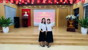 CHI BỘ TRƯỜNG MẦM NON DÂN HÒA TỔ CHỨC LỄ KẾT NẠP ĐẢNG VIÊN 2 ĐỒNG CHÍ TRẦN TUYẾN VÀ MAI THỊ THẢO.