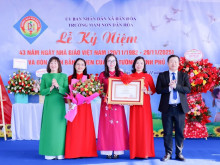 **TRƯỜNG MẦM NON DÂN HÒA CHÀO MỪNG 43 NĂM NGÀY NHÀ GIÁO VIỆT NAM (20/11/1982 – 20/11/2025) VÀ ĐÓN NHẬN BẰNG KHEN CỦA THỦ TƯỚNG CHÍNH PHỦ**
