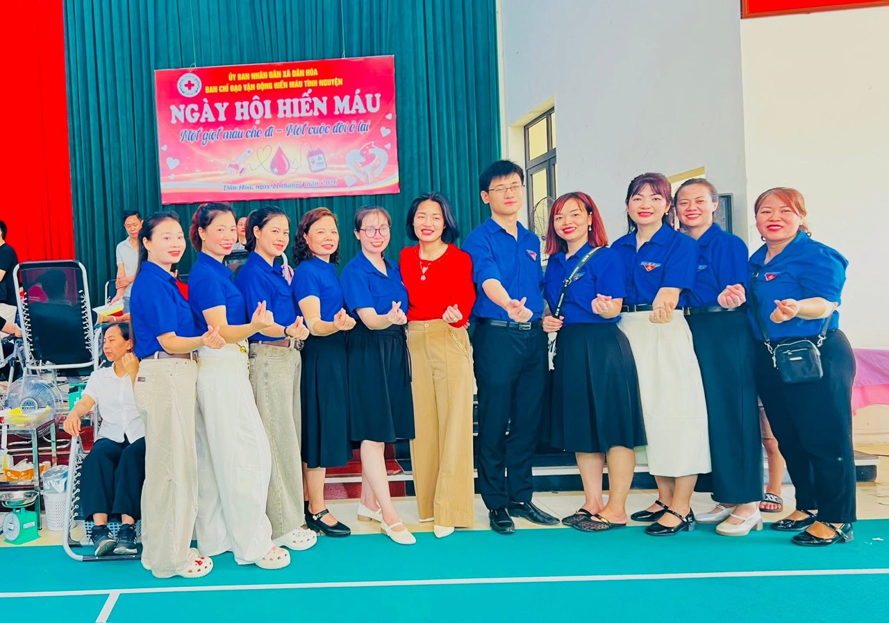 LAN TỎA YÊU THƯƠNG TỪ NHỮNG TRÁI TIM NGƯỜI GIÁO VIÊN